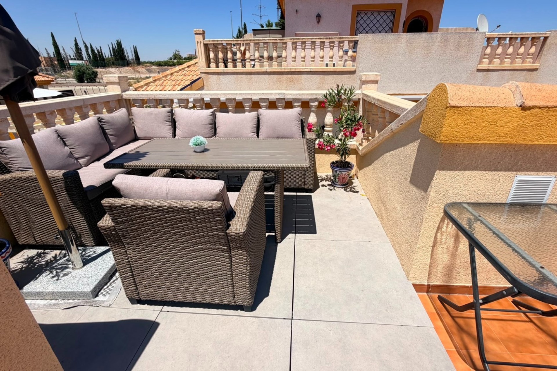 Herverkoop - Halfvrijstaande villa -
Los Montesinos - Urbanizacion montesol