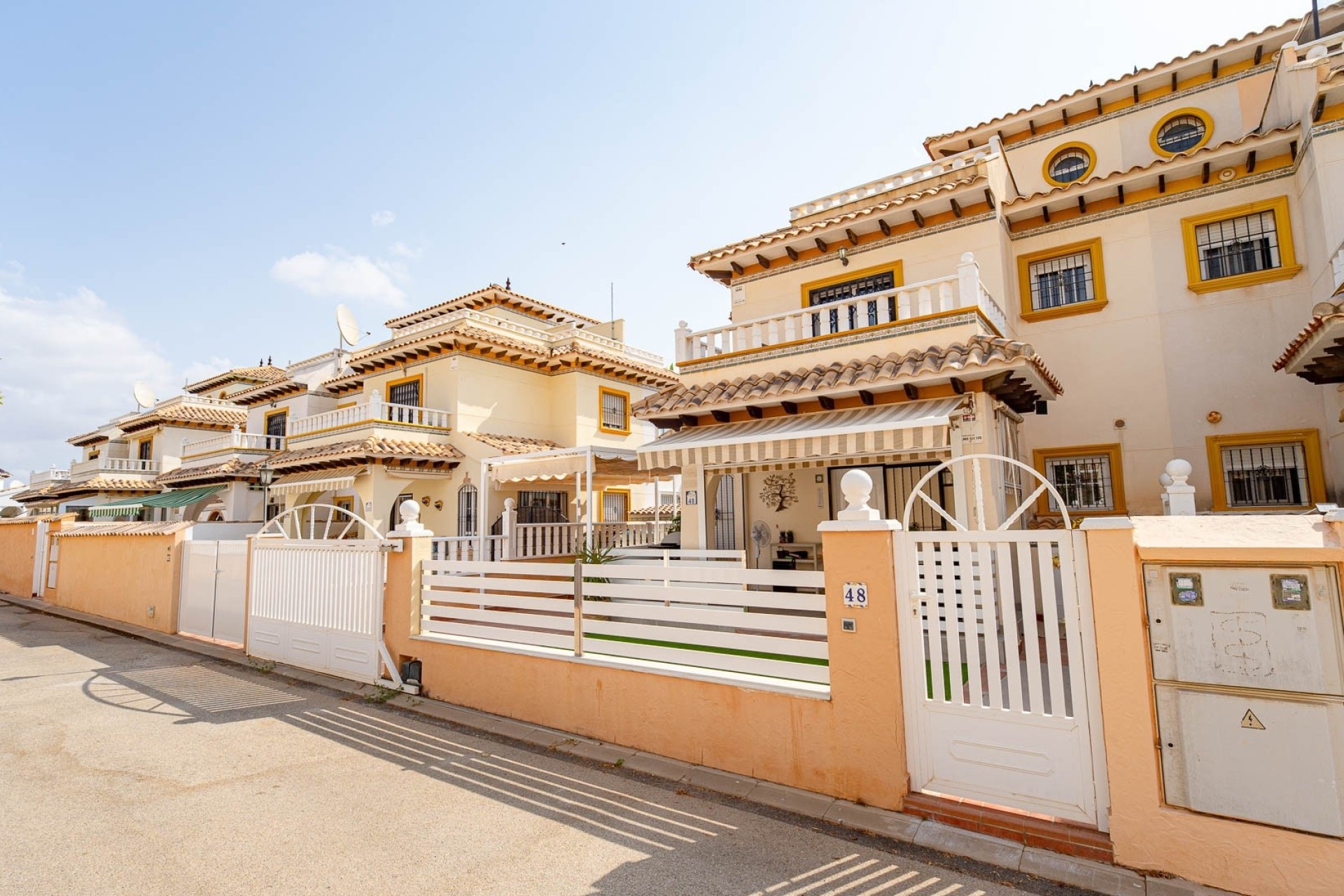 Herverkoop - Halfvrijstaande villa -
Orihuela Costa - Lomas de Cabo Roig