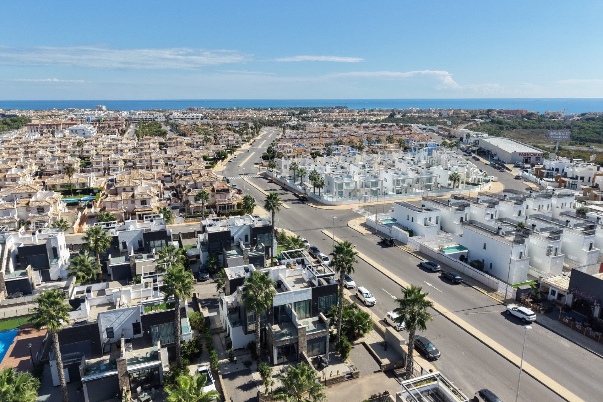 Herverkoop - Halfvrijstaande villa -
Orihuela Costa - Lomas de Cabo Roig