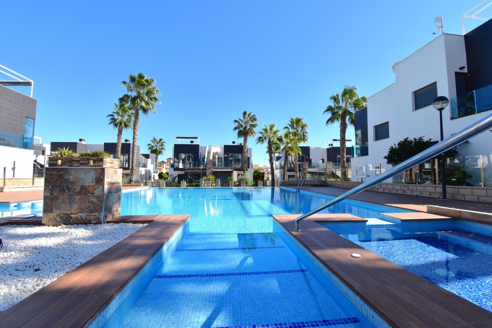 Herverkoop - Halfvrijstaande villa -
Orihuela Costa - Lomas de Cabo Roig