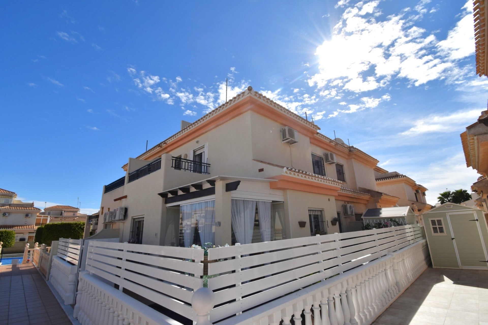 Herverkoop - Halfvrijstaande villa -
Orihuela Costa - Playa Flamenca