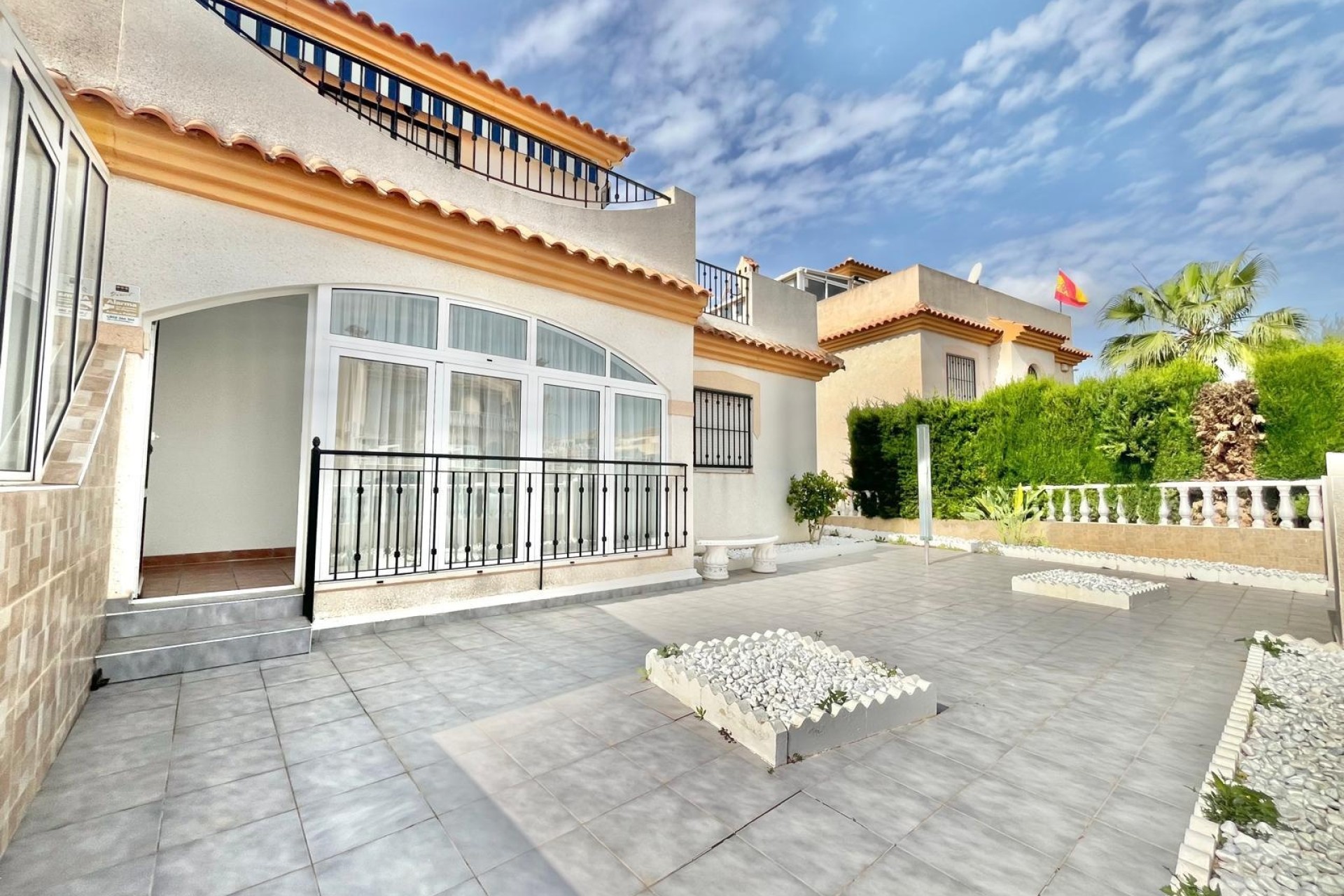 Herverkoop - Halfvrijstaande villa -
Orihuela Costa - Playa Flamenca