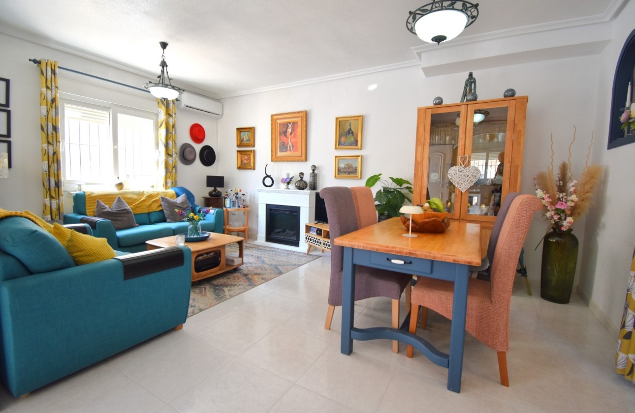 Herverkoop - Halfvrijstaande villa -
Orihuela Costa - Playa Flamenca