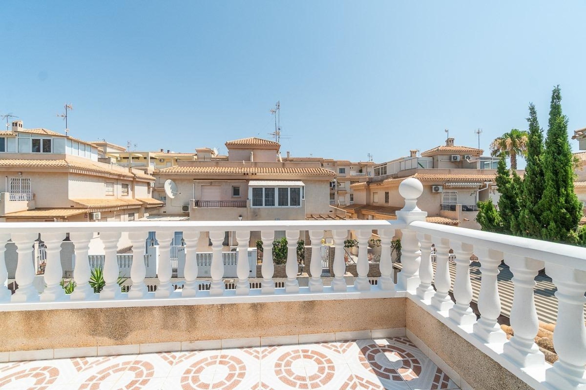 Herverkoop - Halfvrijstaande villa -
Orihuela Costa - Playa Flamenca