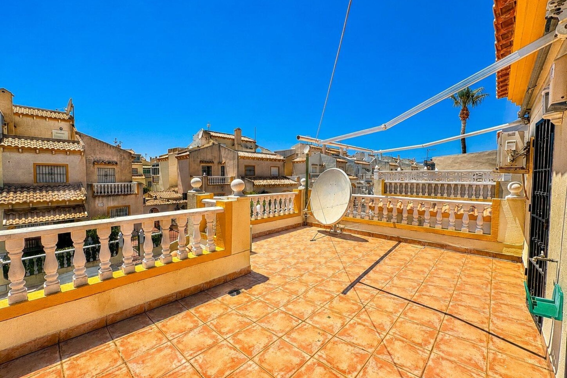 Herverkoop - Halfvrijstaande villa -
Orihuela Costa - Playa Flamenca