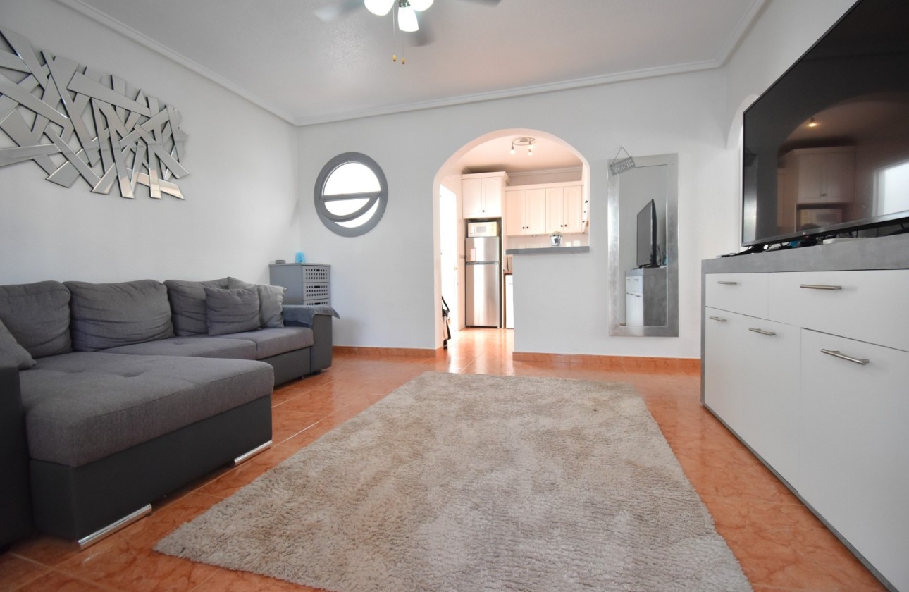 Herverkoop - Halfvrijstaande villa -
Orihuela Costa - Playa Flamenca