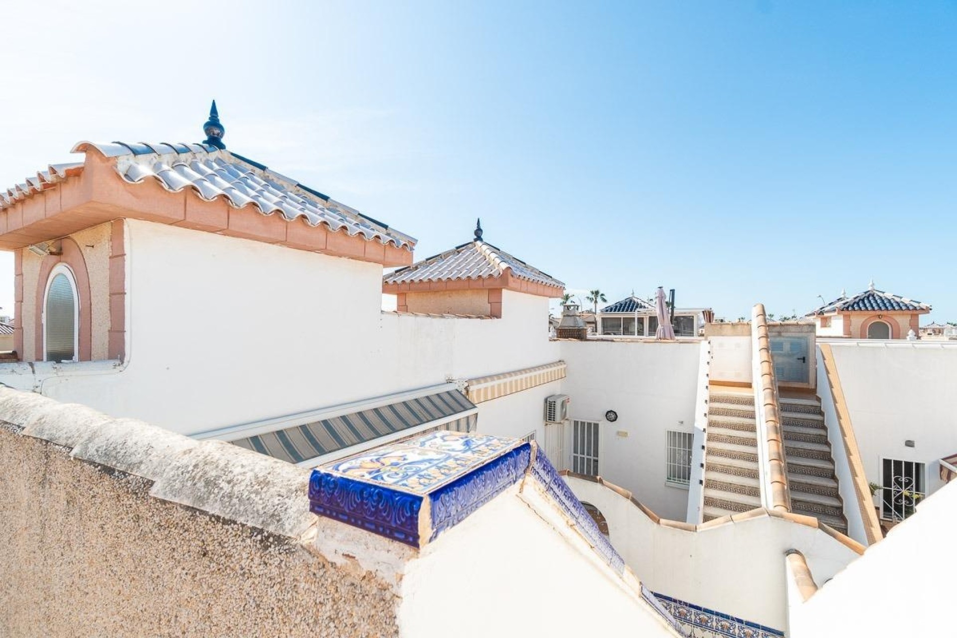 Herverkoop - Halfvrijstaande villa -
Orihuela Costa - Punta Prima