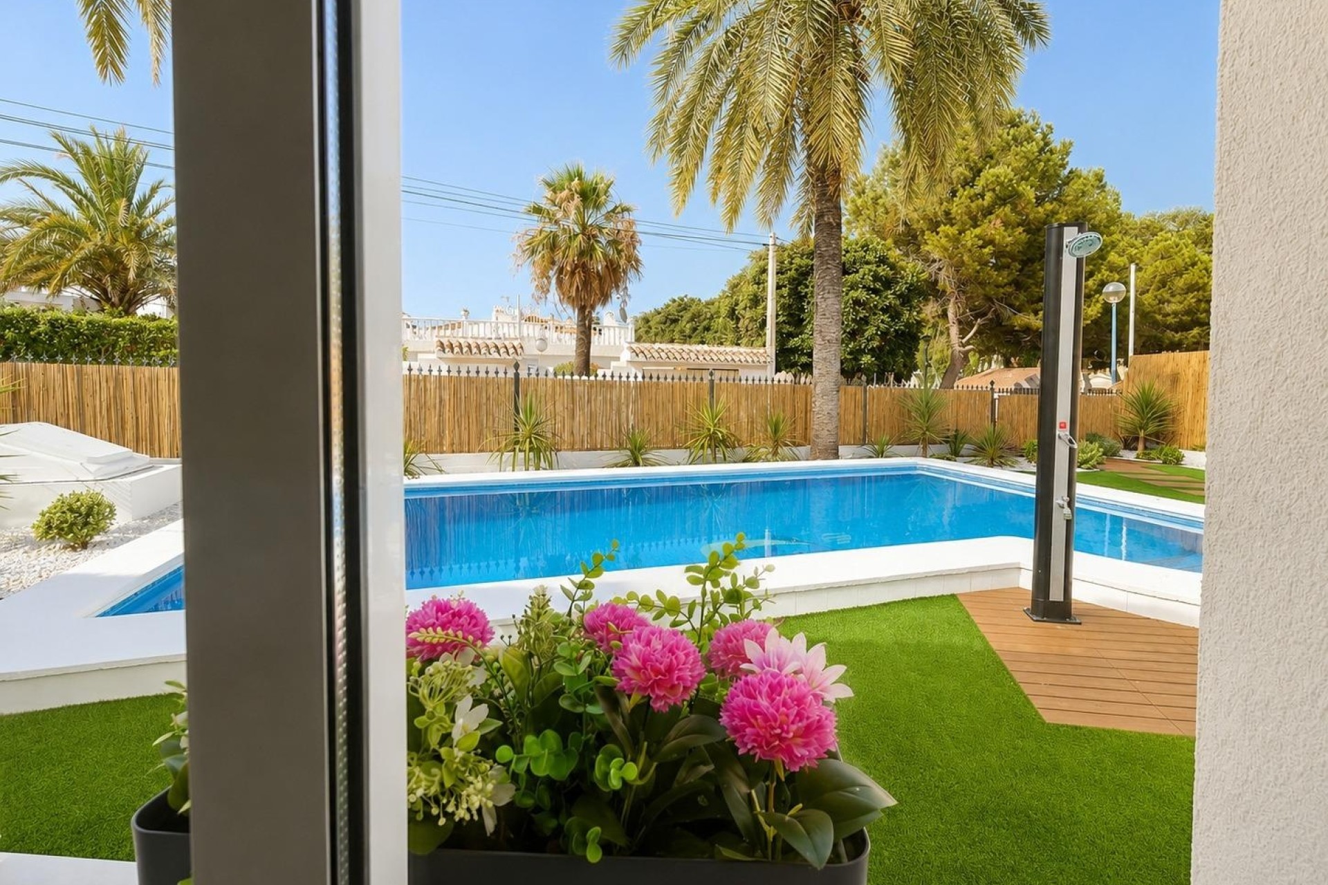 Herverkoop - Halfvrijstaande villa -
Orihuela Costa - Punta Prima