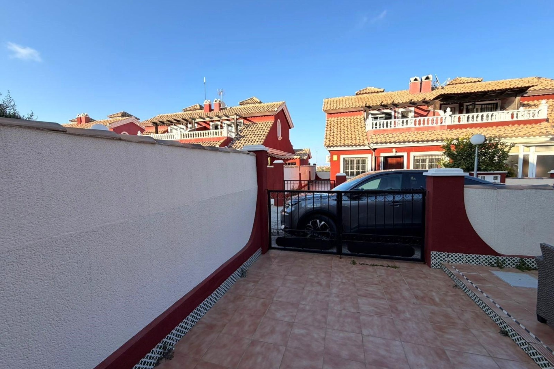 Herverkoop - Halfvrijstaande villa -
Orihuela Costa - Villamartín