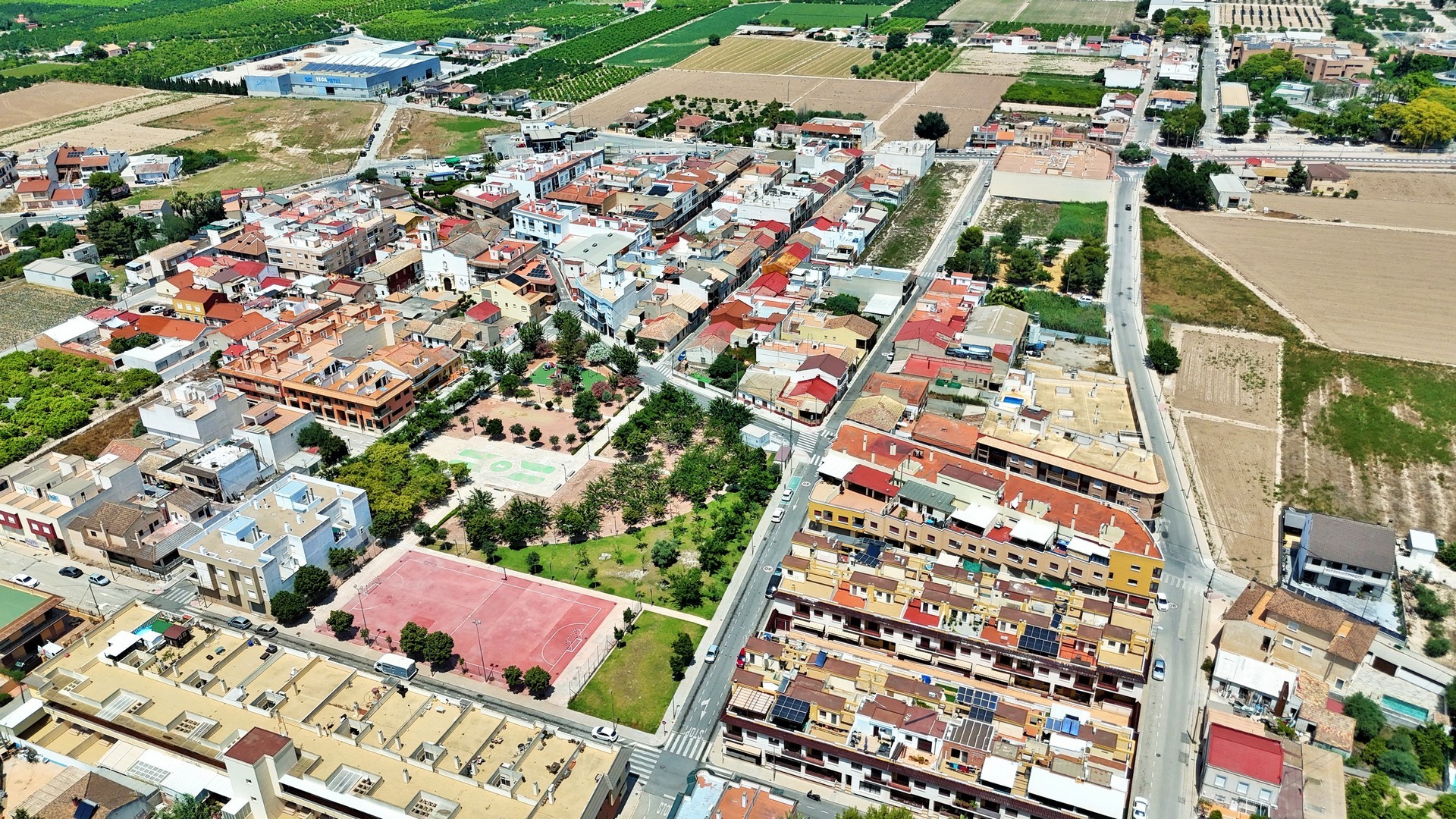 Herverkoop - Halfvrijstaande villa -
Orihuela - Los Desamparados