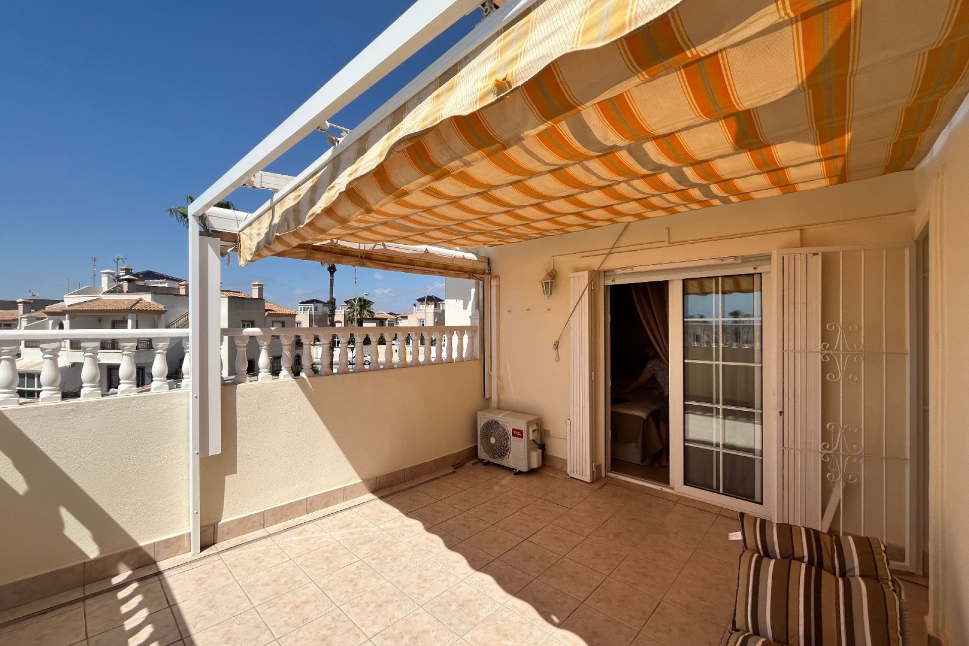 Herverkoop - Halfvrijstaande villa -
Playa Flamenca - Jumilla