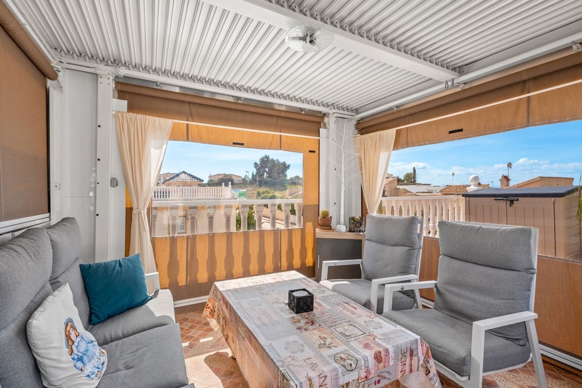 Herverkoop - Halfvrijstaande villa -
Rojales - Rojales Hills