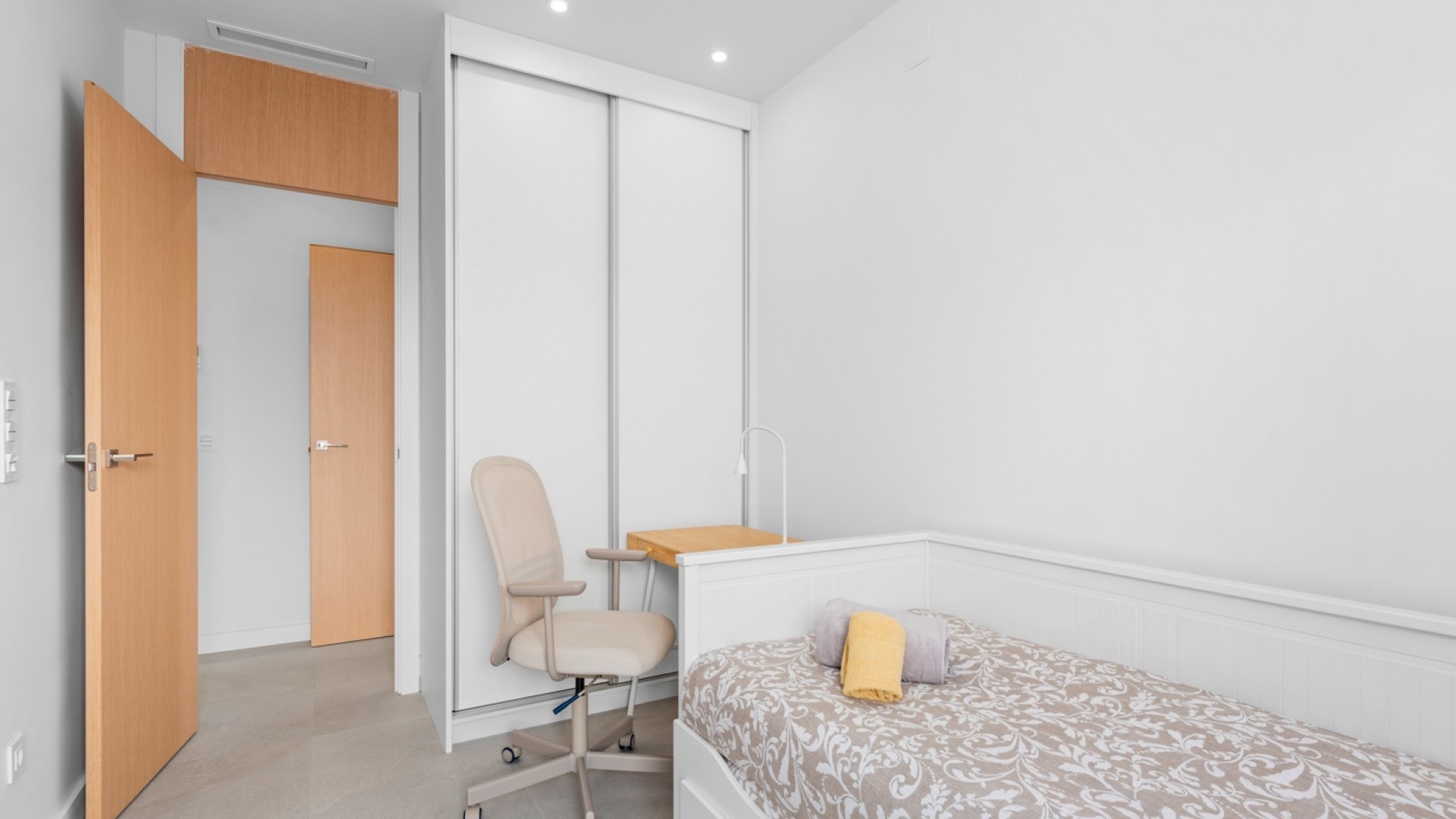 Herverkoop - Halfvrijstaande villa -
San Fulgencio - La Marina