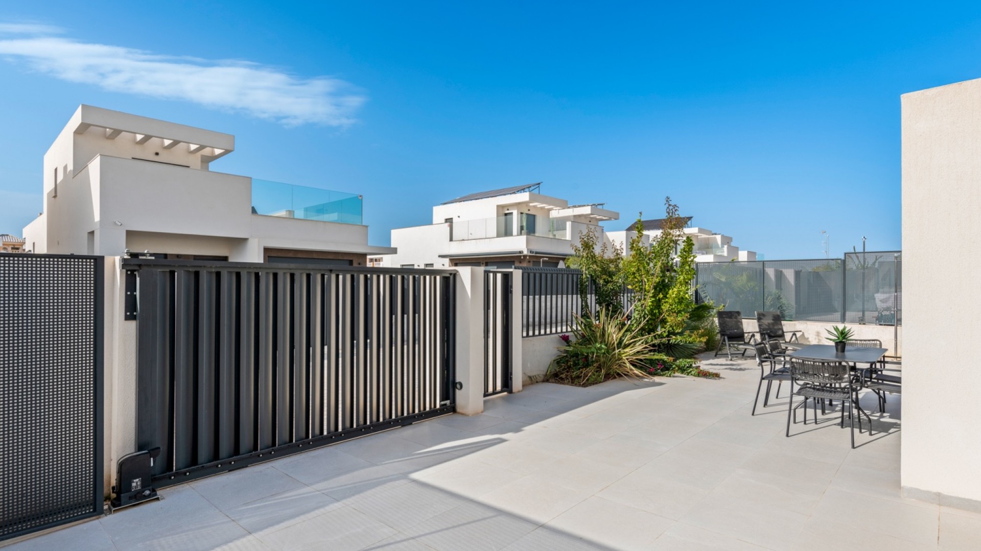 Herverkoop - Halfvrijstaande villa -
San Fulgencio - La Marina