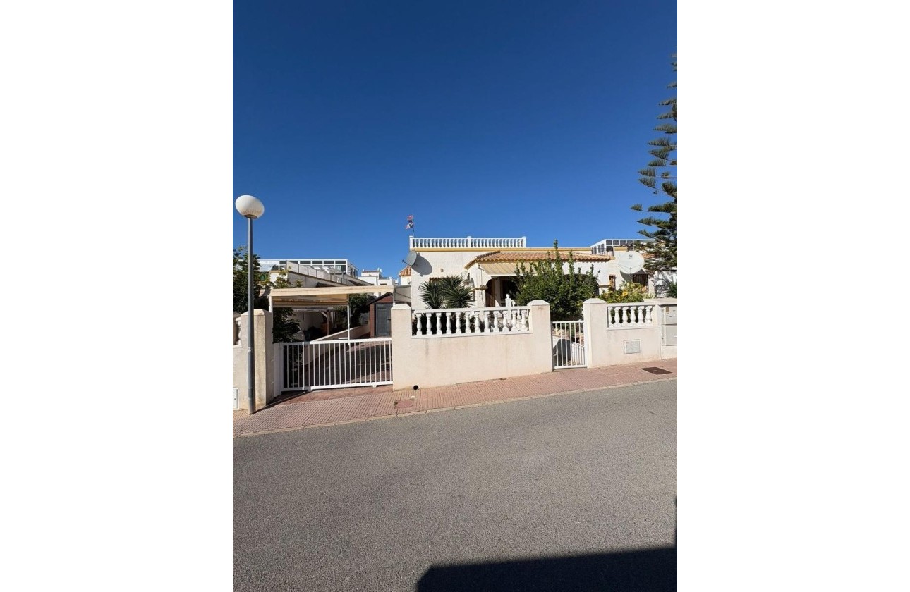 Herverkoop - Halfvrijstaande villa -
San Fulgencio