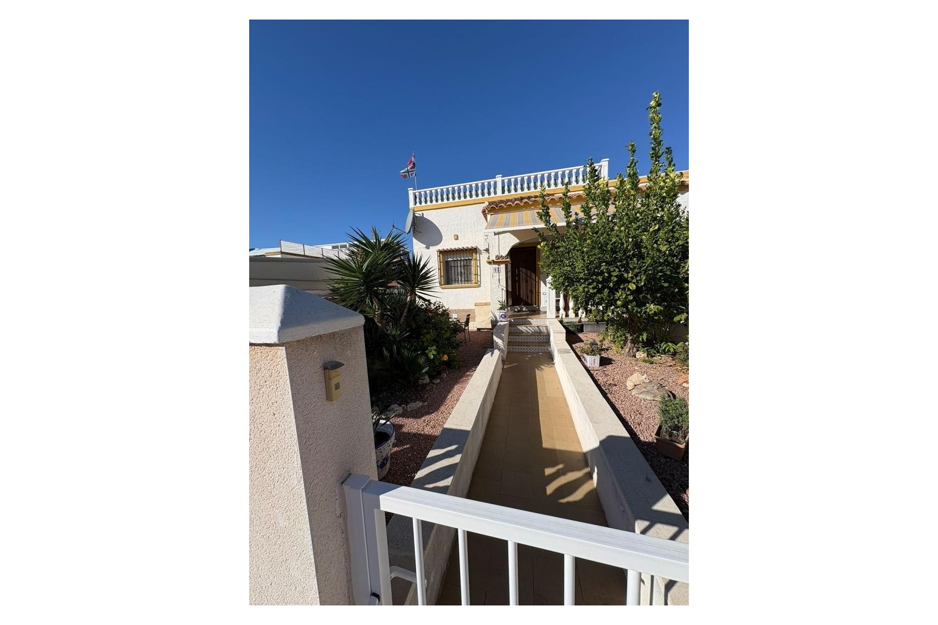 Herverkoop - Halfvrijstaande villa -
San Fulgencio