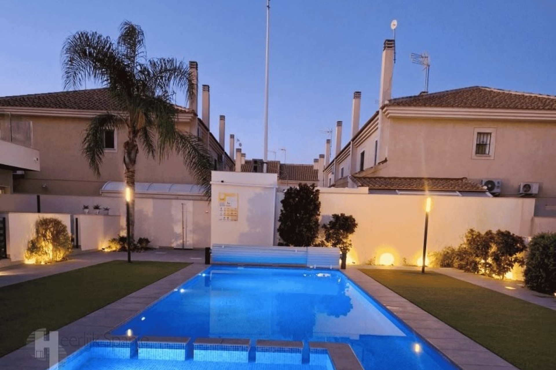 Herverkoop - Halfvrijstaande villa -
San Javier - Santiago de la Ribera