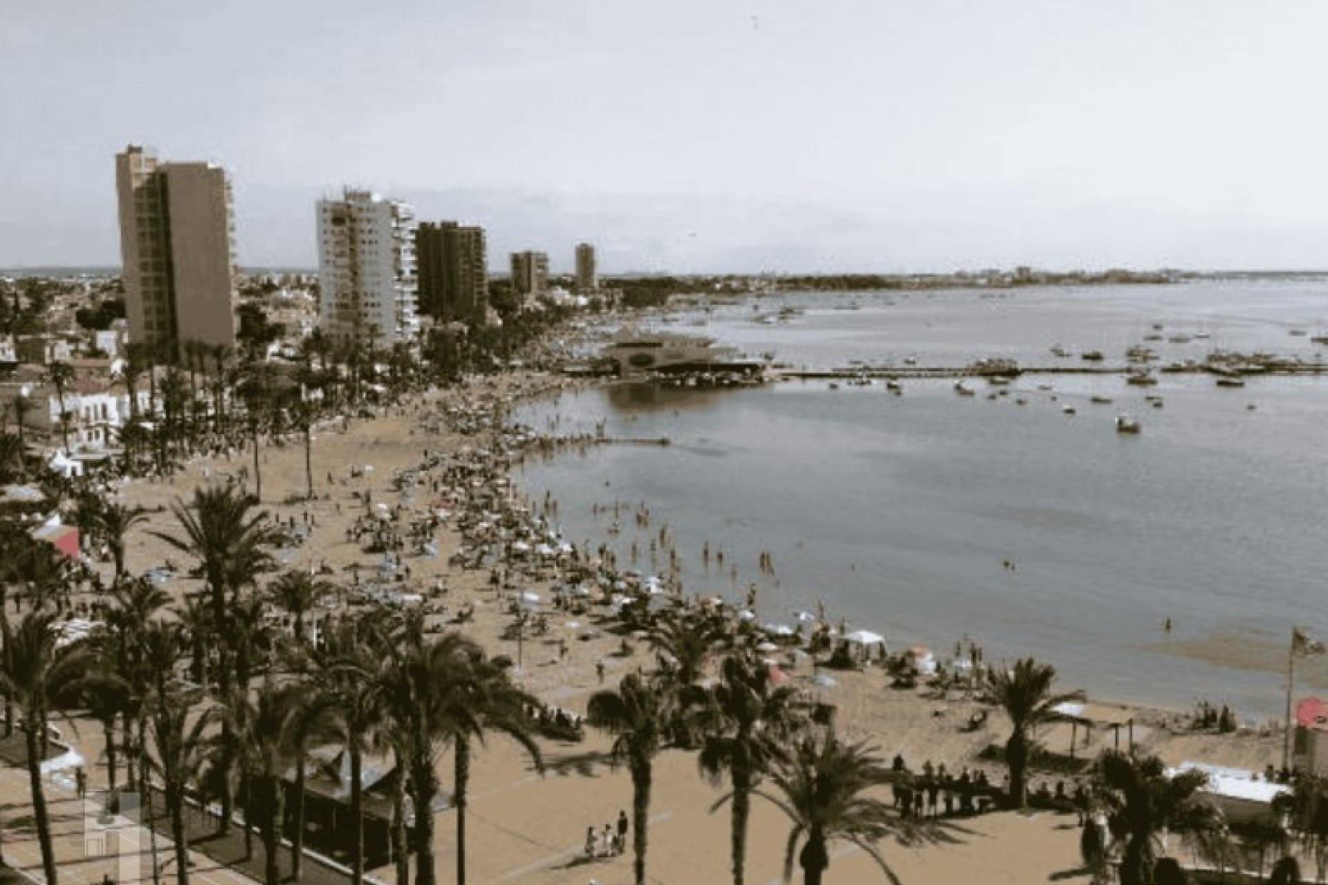 Herverkoop - Halfvrijstaande villa -
San Javier - Santiago de la Ribera