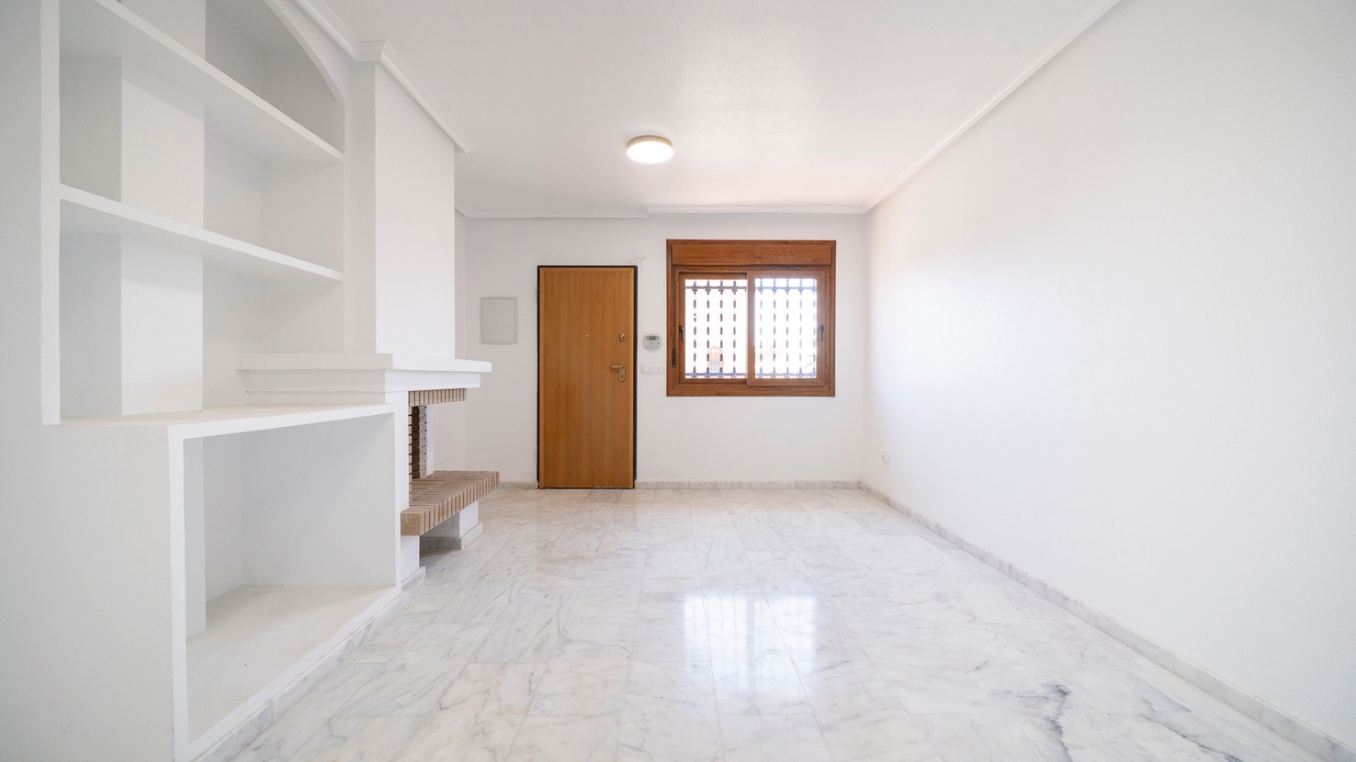 Herverkoop - Halfvrijstaande villa -
San Miguel de Salinas - San Miguel