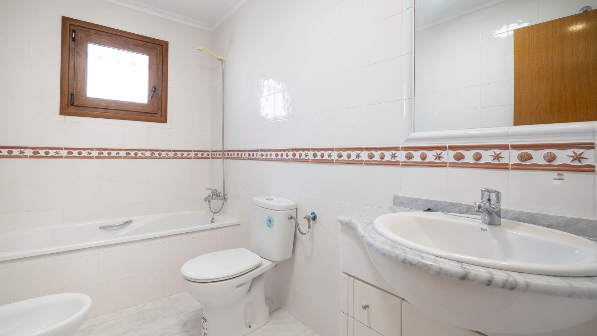 Herverkoop - Halfvrijstaande villa -
San Miguel de Salinas - San Miguel