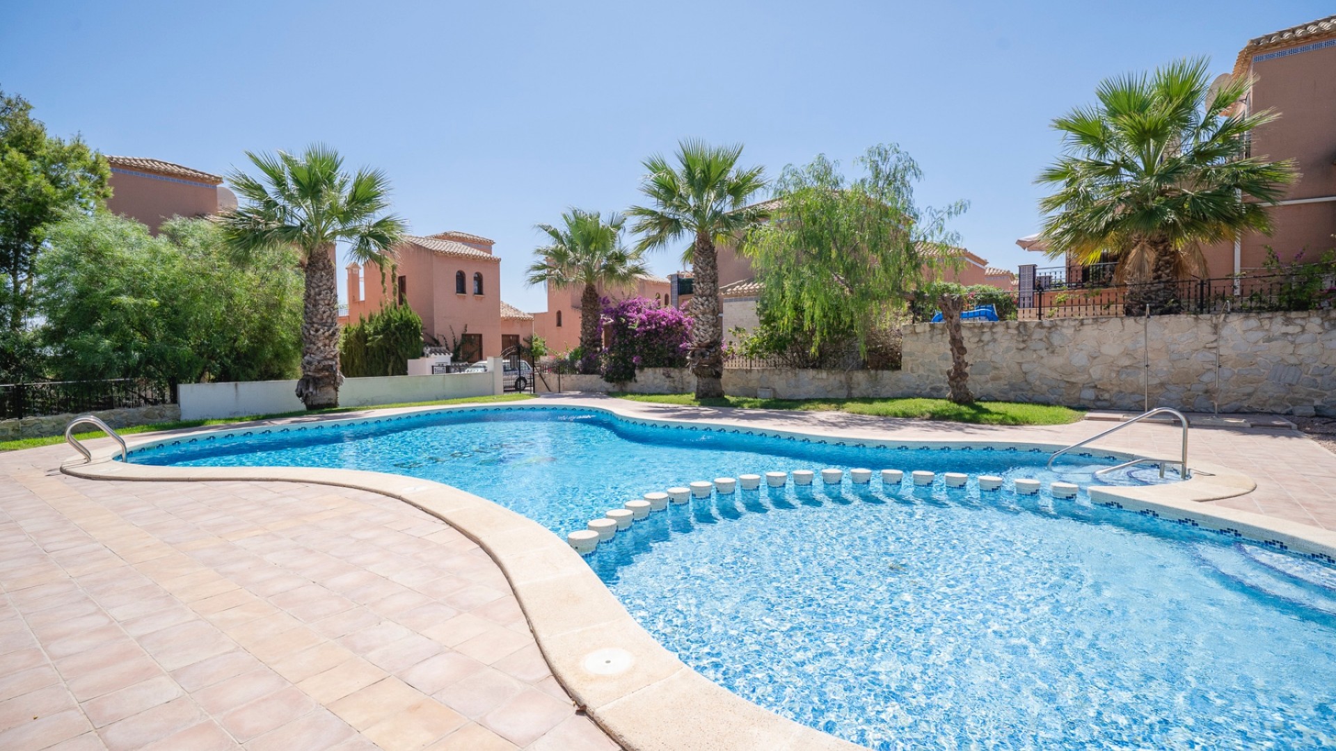 Herverkoop - Halfvrijstaande villa -
San Miguel de Salinas - San Miguel