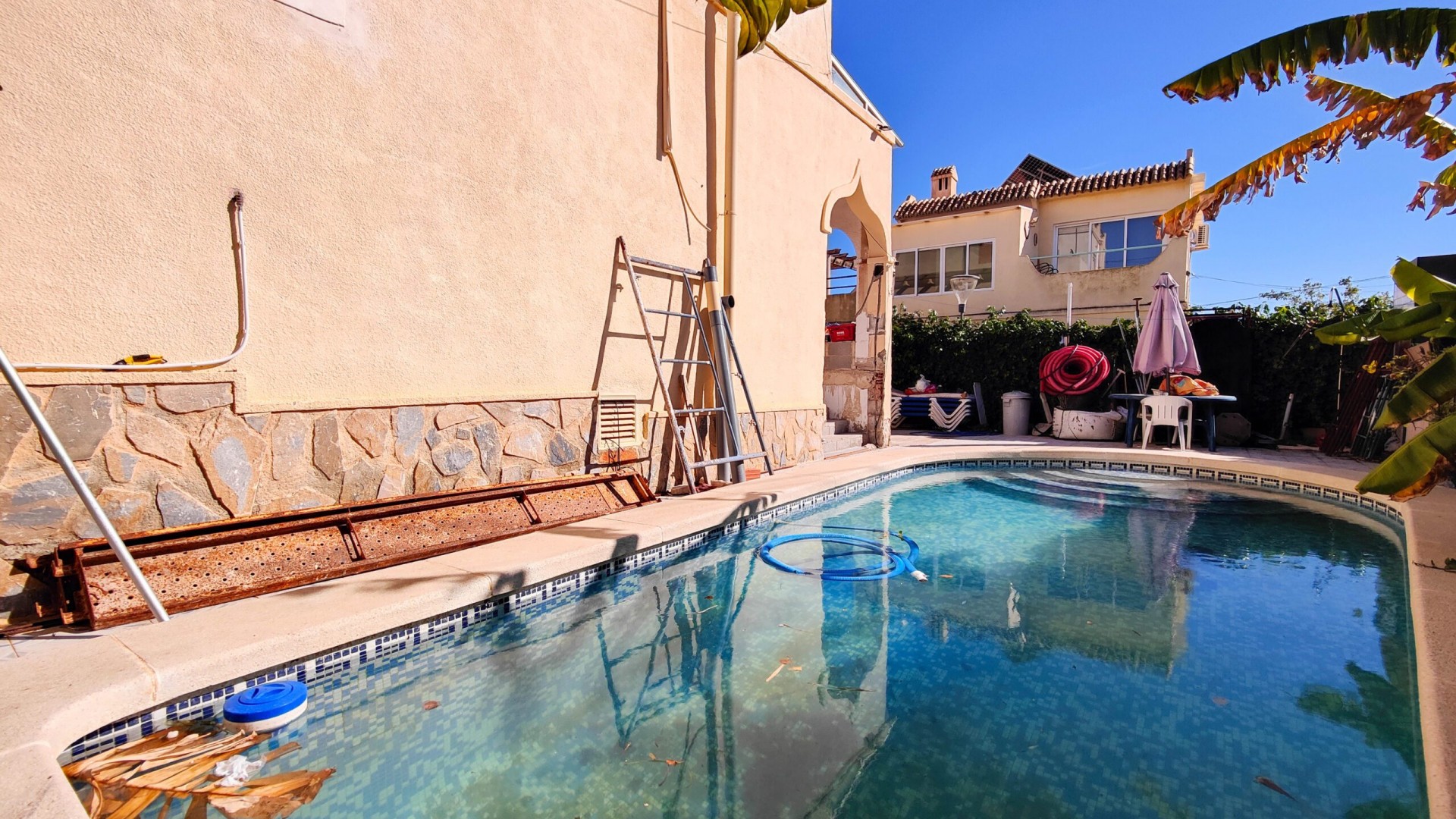 Herverkoop - Halfvrijstaande villa -
San Miguel de Salinas