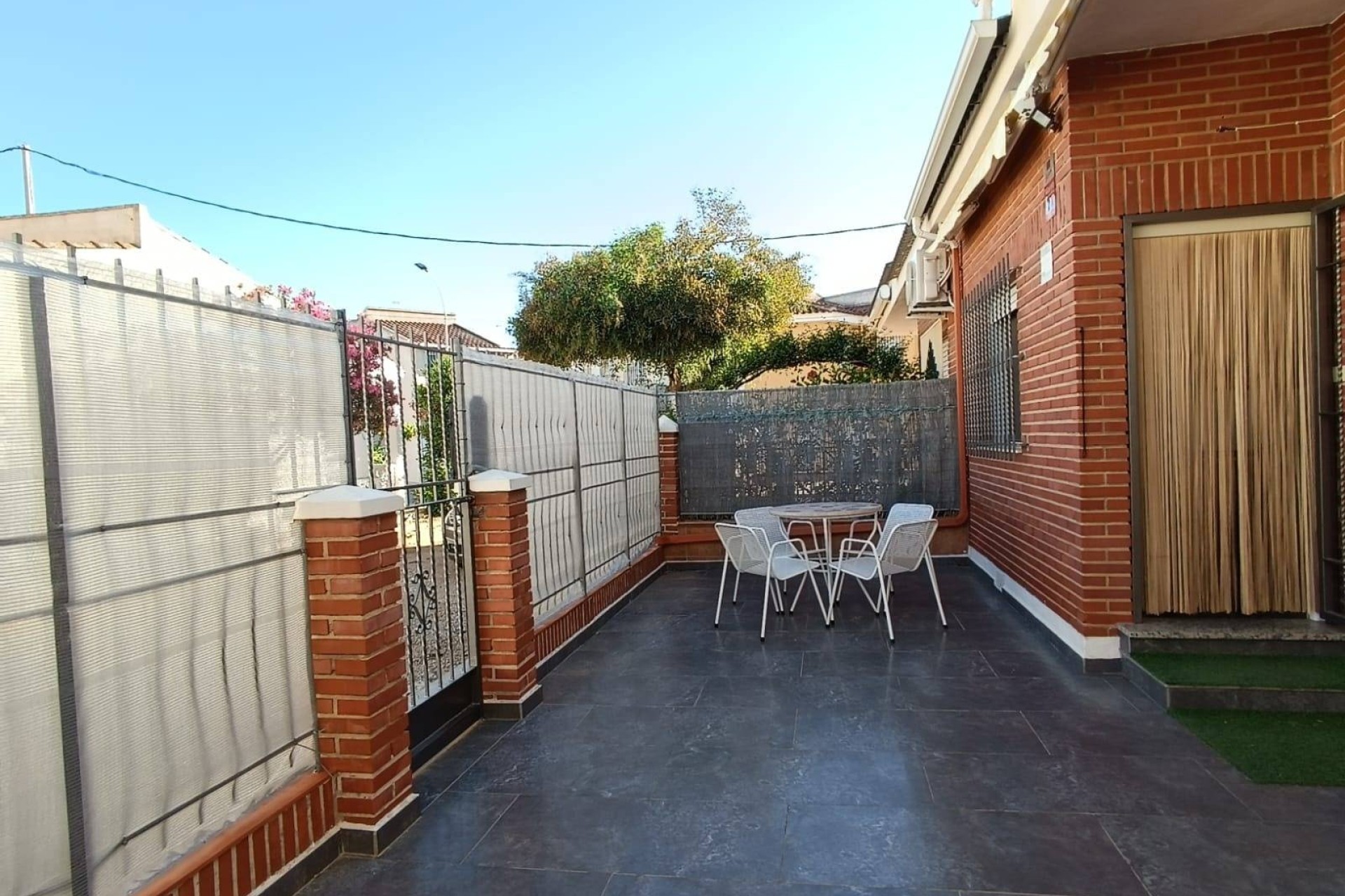 Herverkoop - Halfvrijstaande villa -
San Pedro del Pinatar - Los Cuarteros