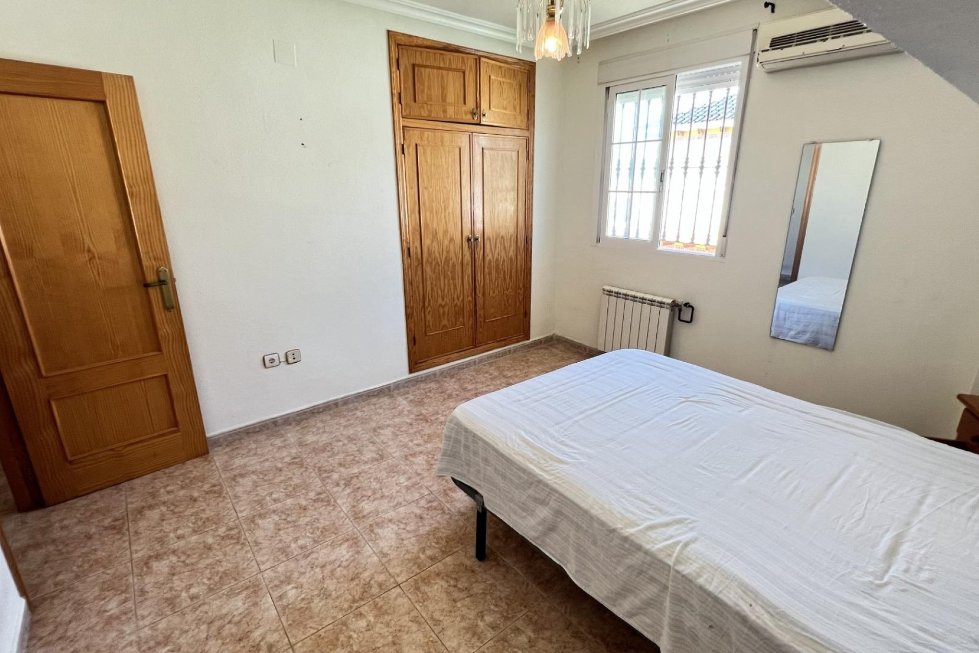 Herverkoop - Halfvrijstaande villa -
Torrevieja - Aguas Nuevas