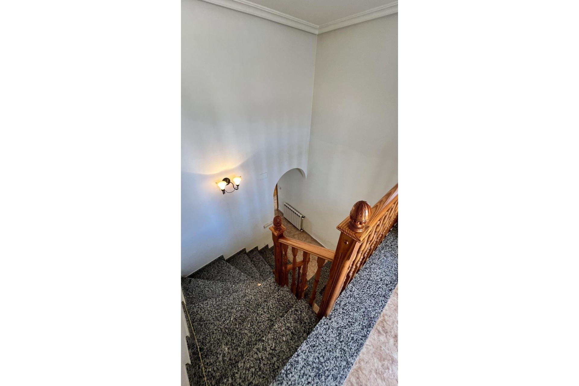 Herverkoop - Halfvrijstaande villa -
Torrevieja - Aguas Nuevas