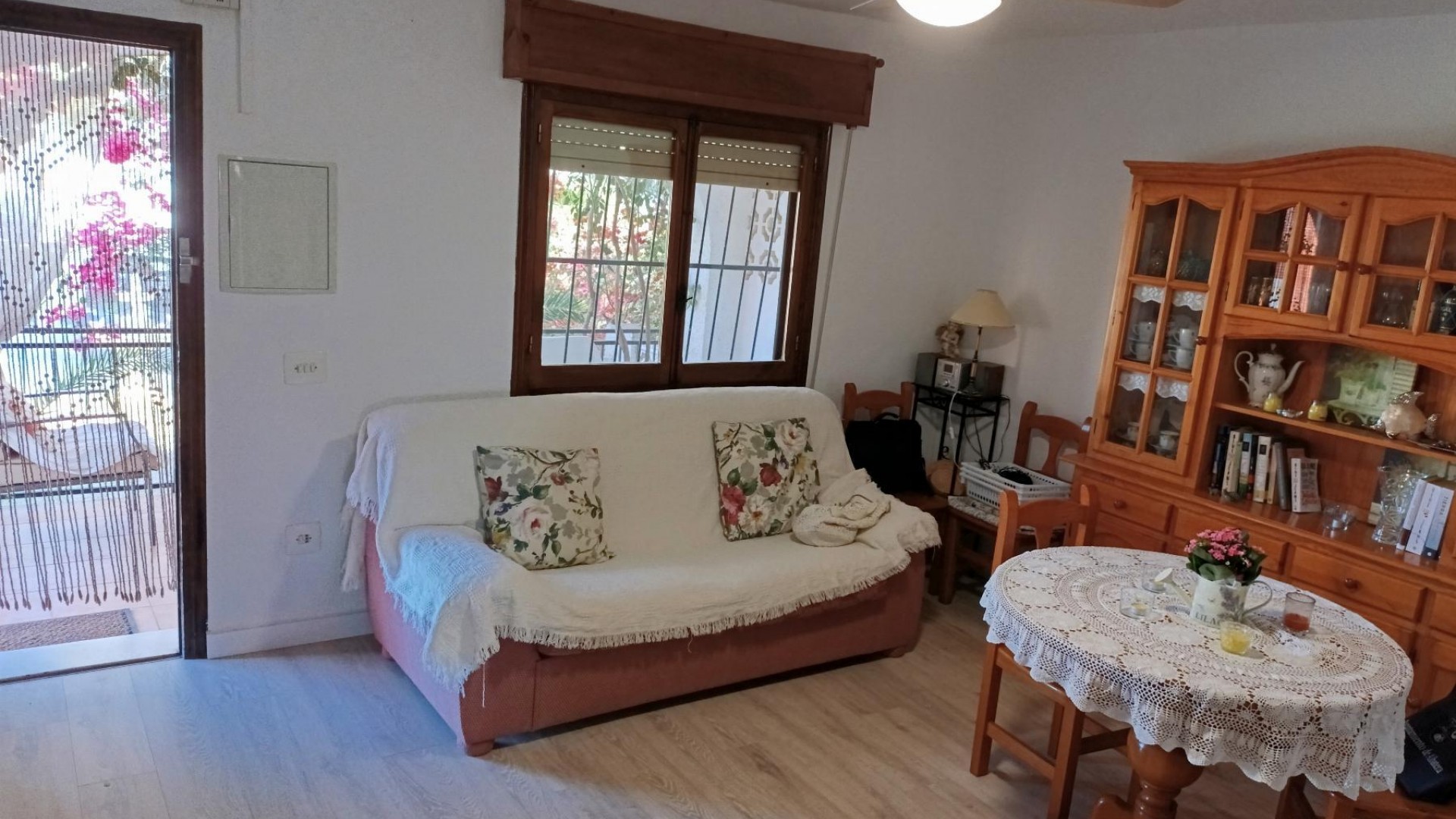 Herverkoop - Halfvrijstaande villa -
Torrevieja - Los Balcones