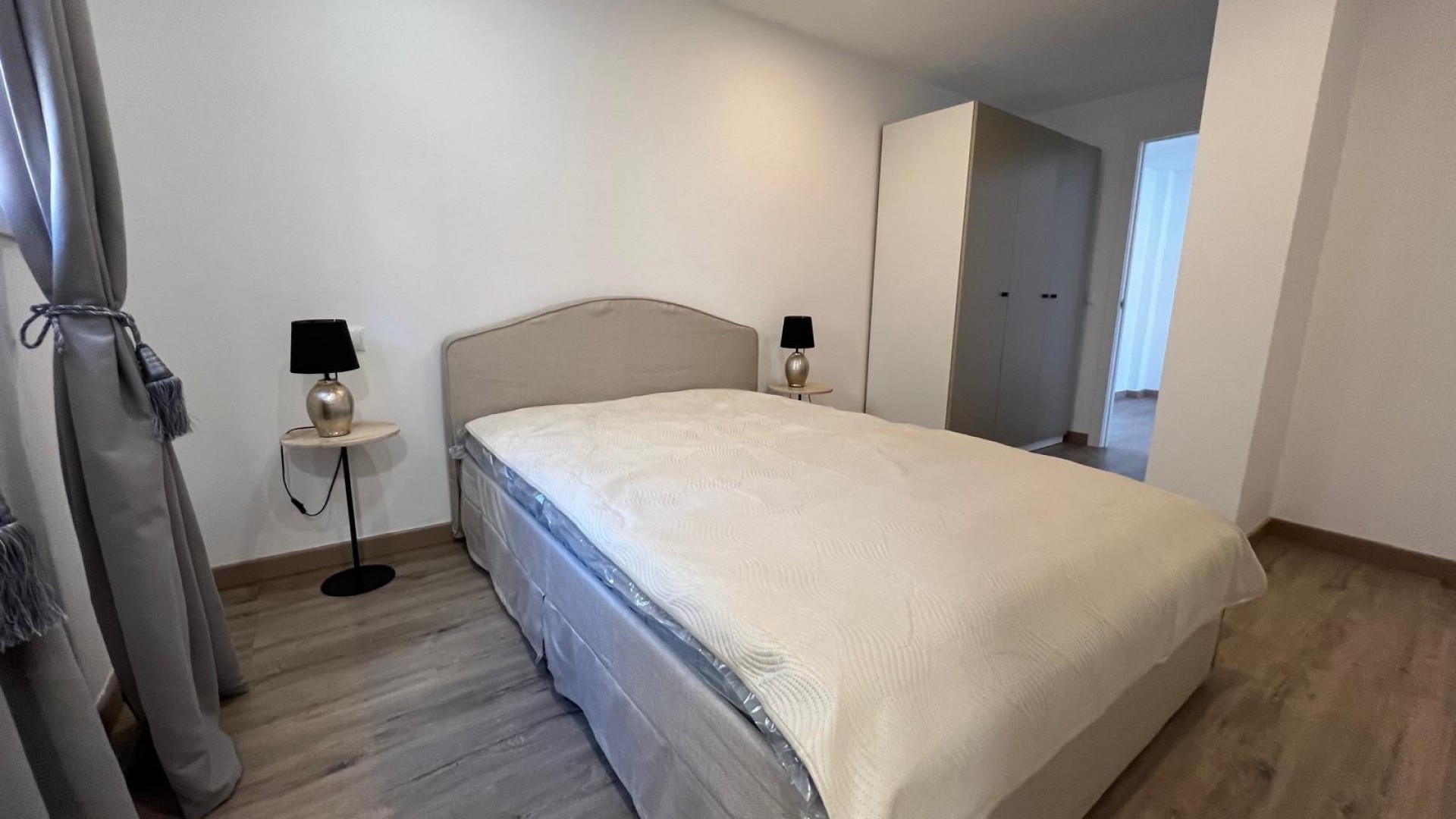 Herverkoop - Halfvrijstaande villa -
Torrevieja - Torreblanca