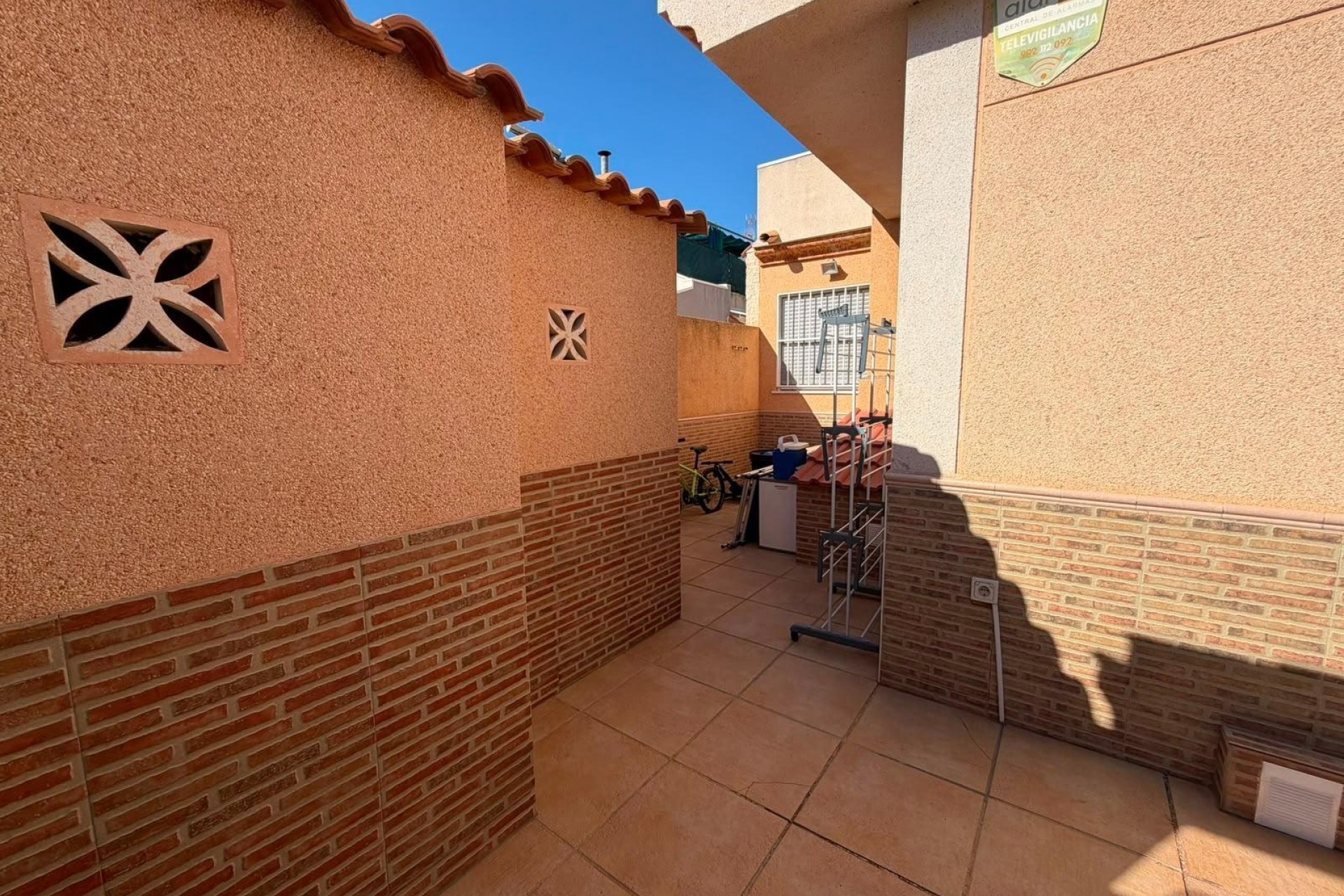 Herverkoop - Halfvrijstaande villa -
Torrevieja
