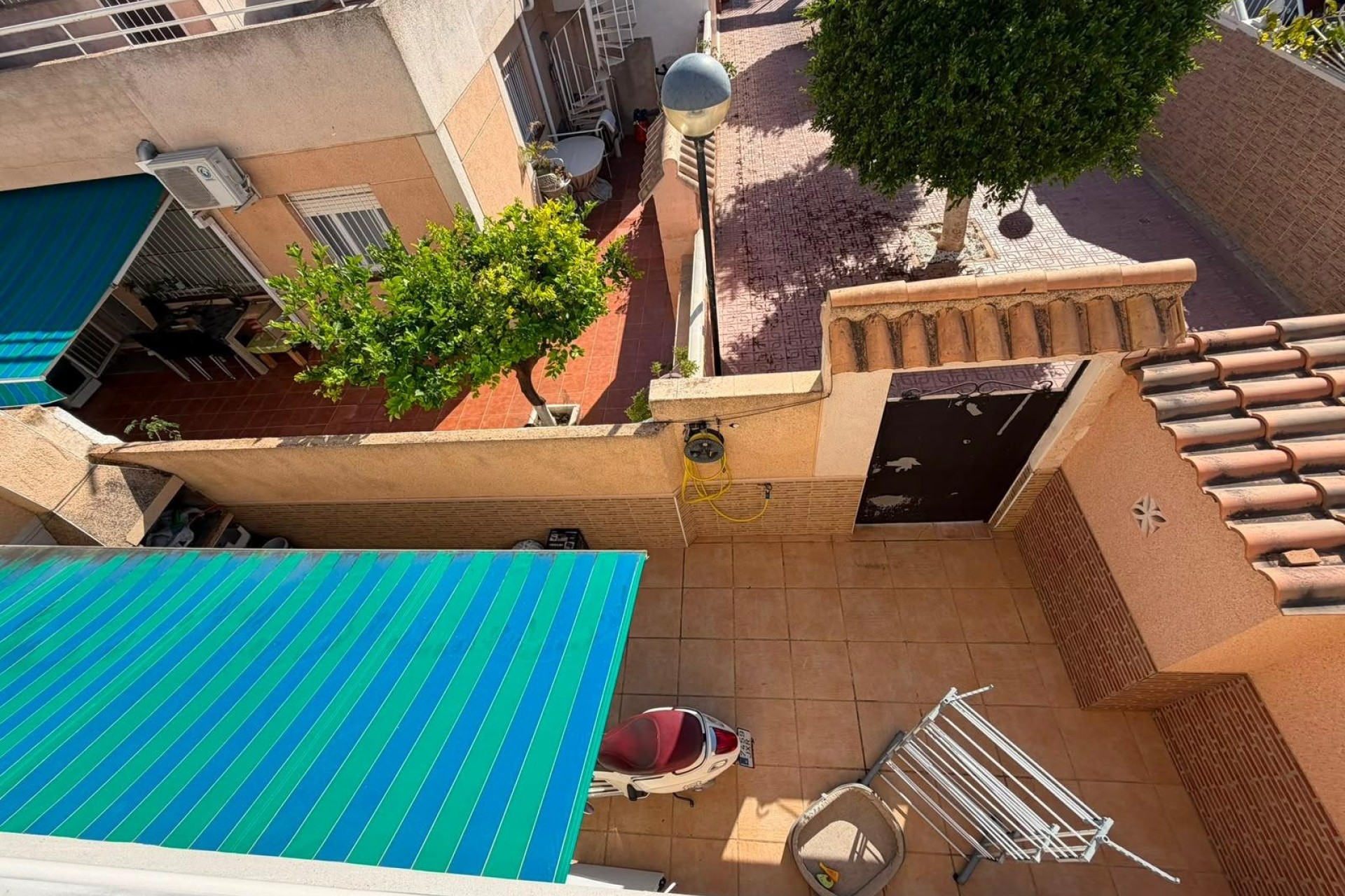 Herverkoop - Halfvrijstaande villa -
Torrevieja