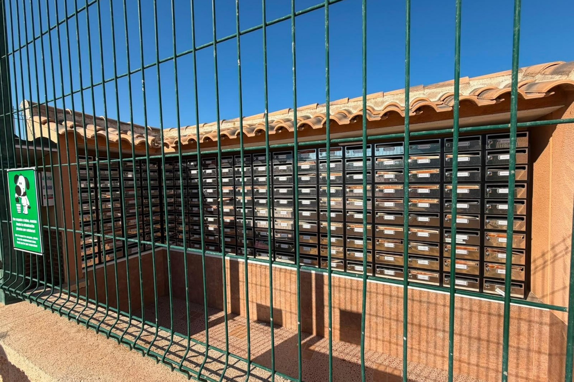 Herverkoop - Halfvrijstaande villa -
Torrevieja