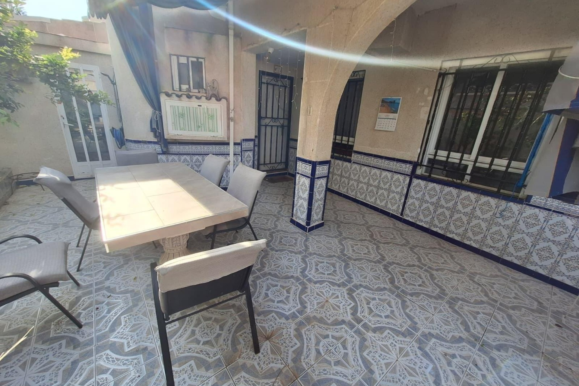 Herverkoop - Halfvrijstaande villa -
Torrevieja