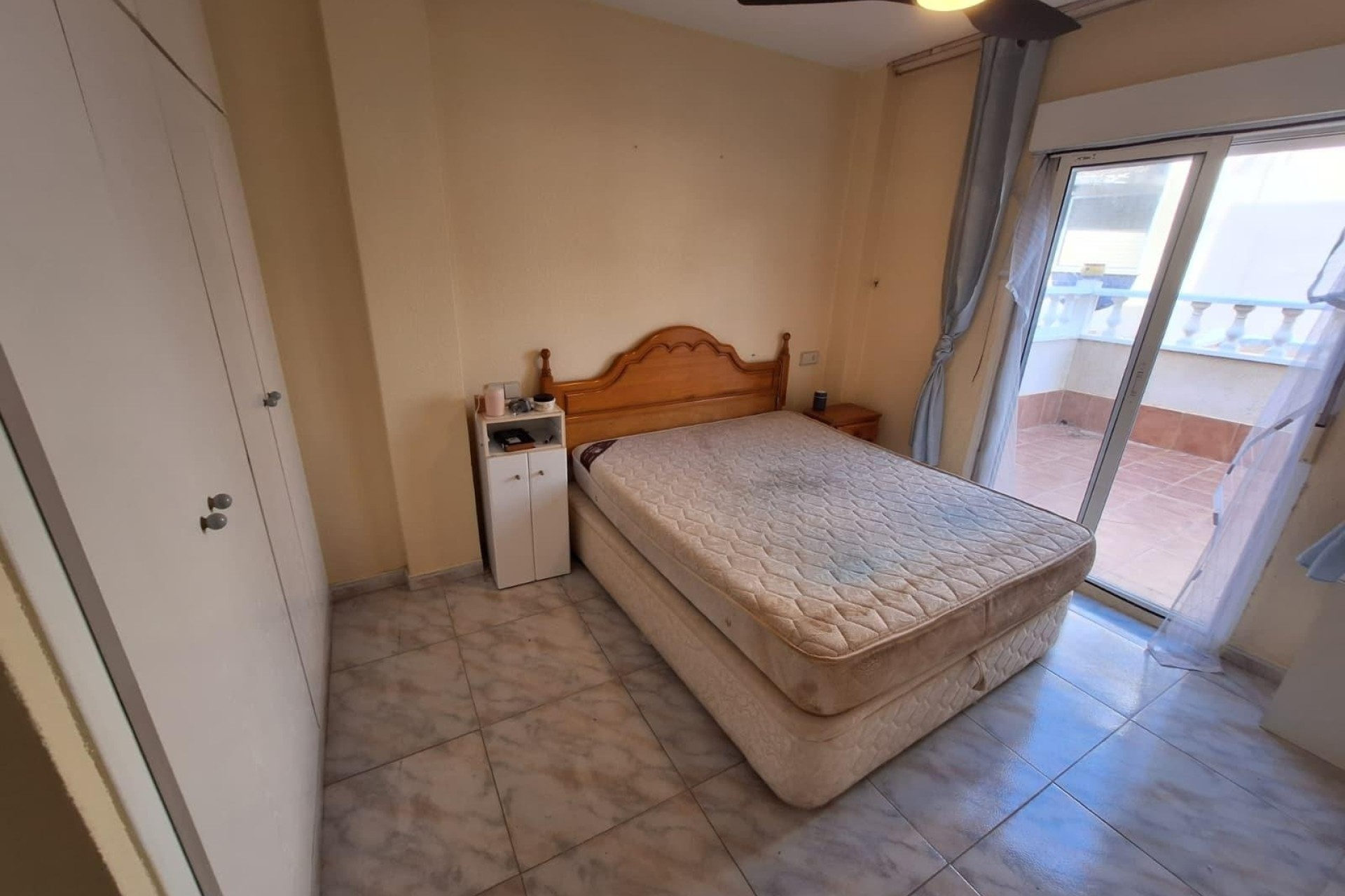 Herverkoop - Halfvrijstaande villa -
Torrevieja