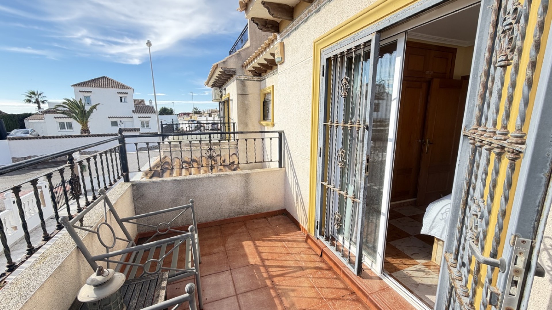 Herverkoop - Halfvrijstaande villa -
Villamartín