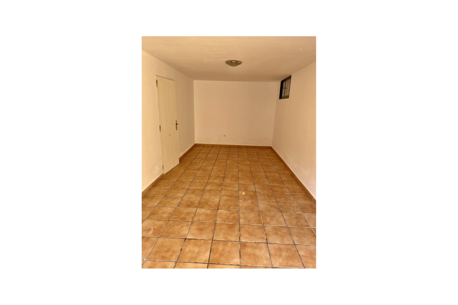 Herverkoop - Halfvrijstaande villa -
Villamartín
