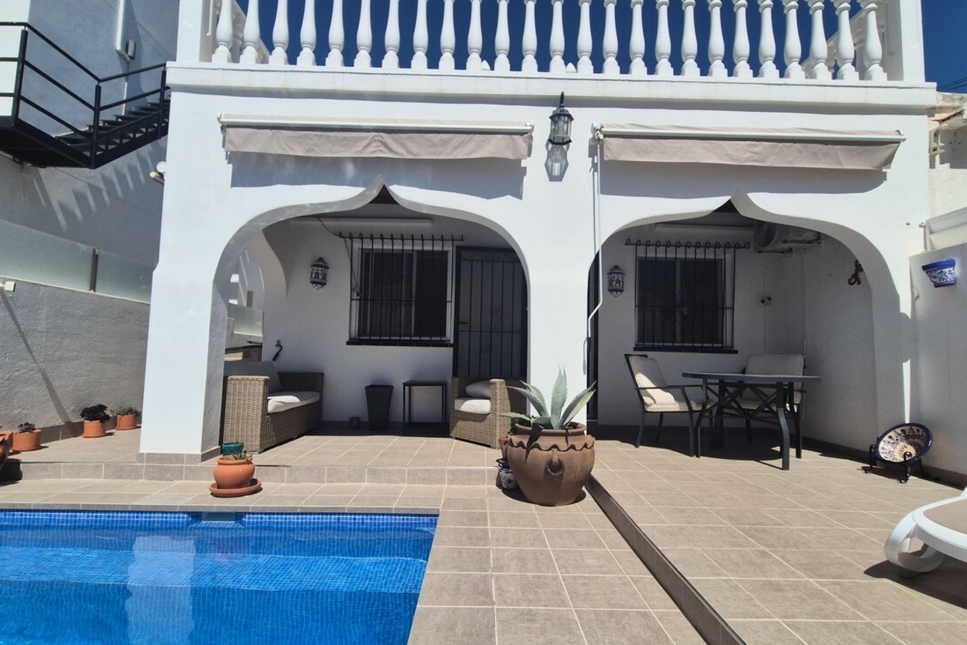Herverkoop - Halfvrijstaande villa -
Villamartín