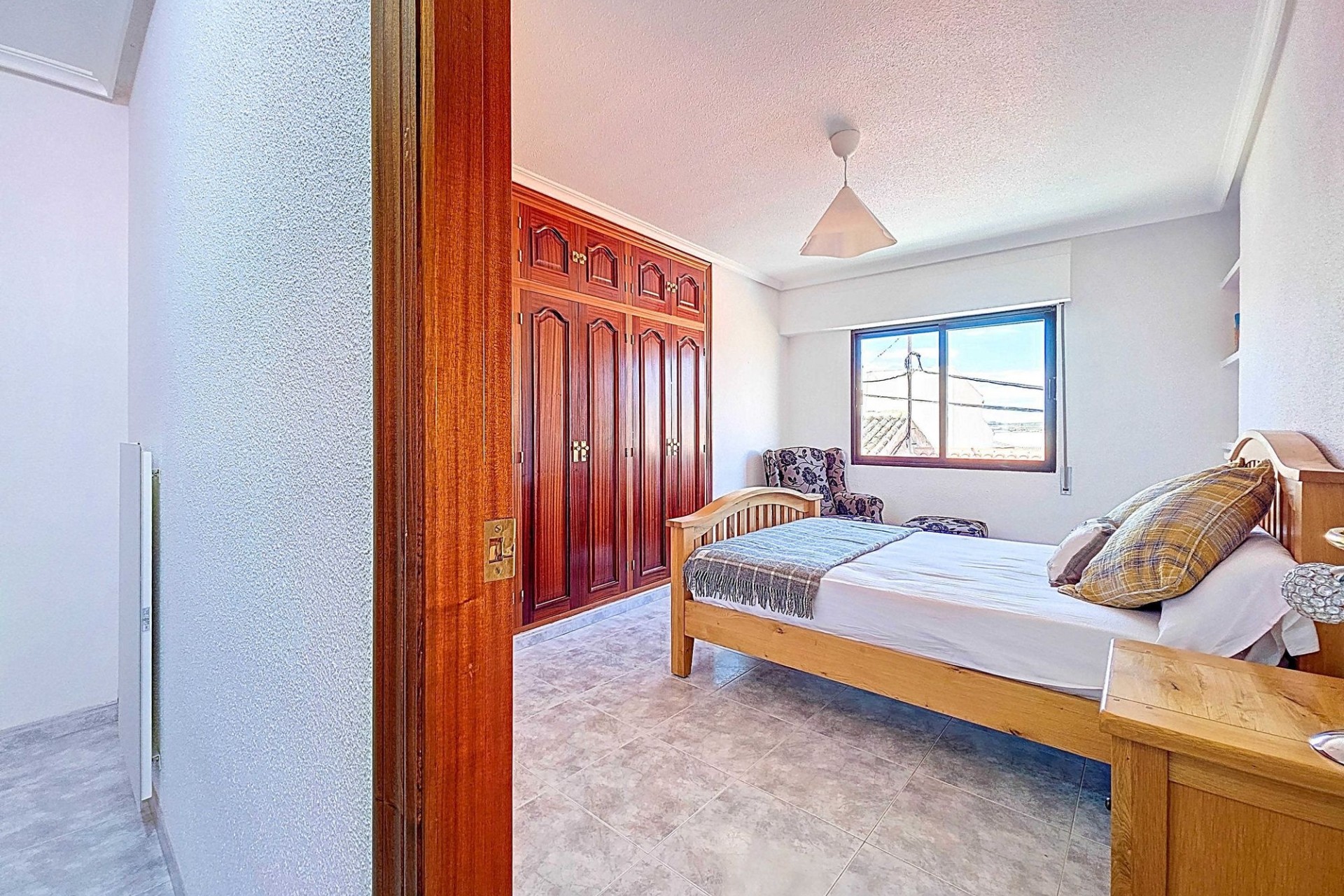 Herverkoop - Herenhuis -
Pinoso