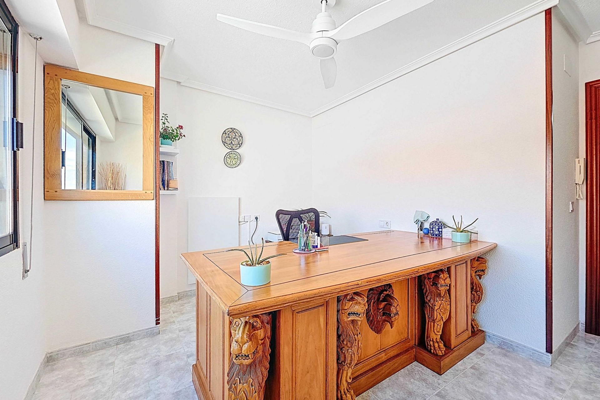 Herverkoop - Herenhuis -
Pinoso