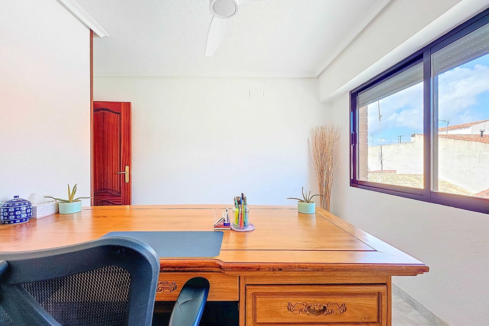 Herverkoop - Herenhuis -
Pinoso