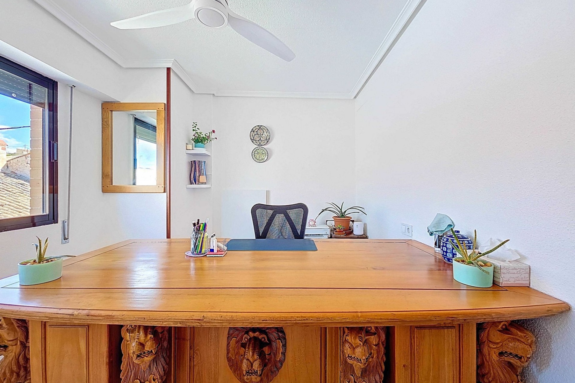 Herverkoop - Herenhuis -
Pinoso