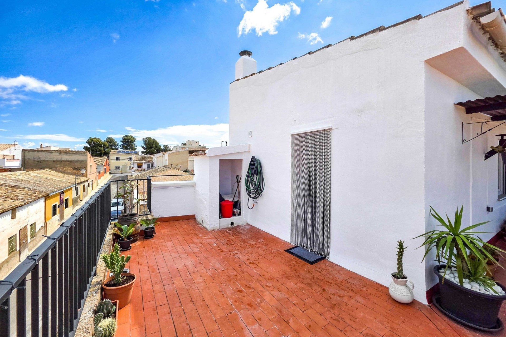 Herverkoop - Herenhuis -
Pinoso