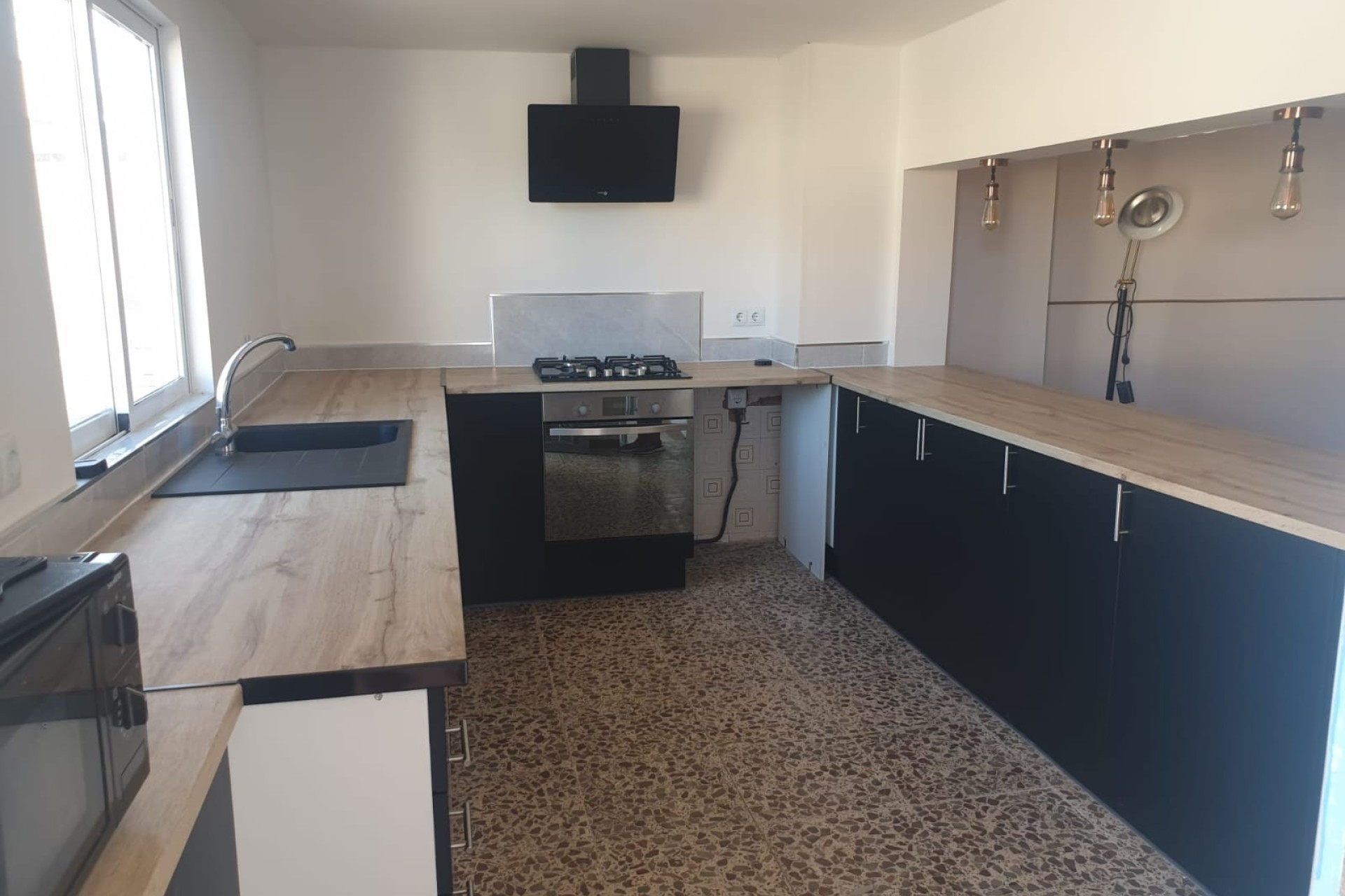 Herverkoop - Herenhuis -
Pinoso