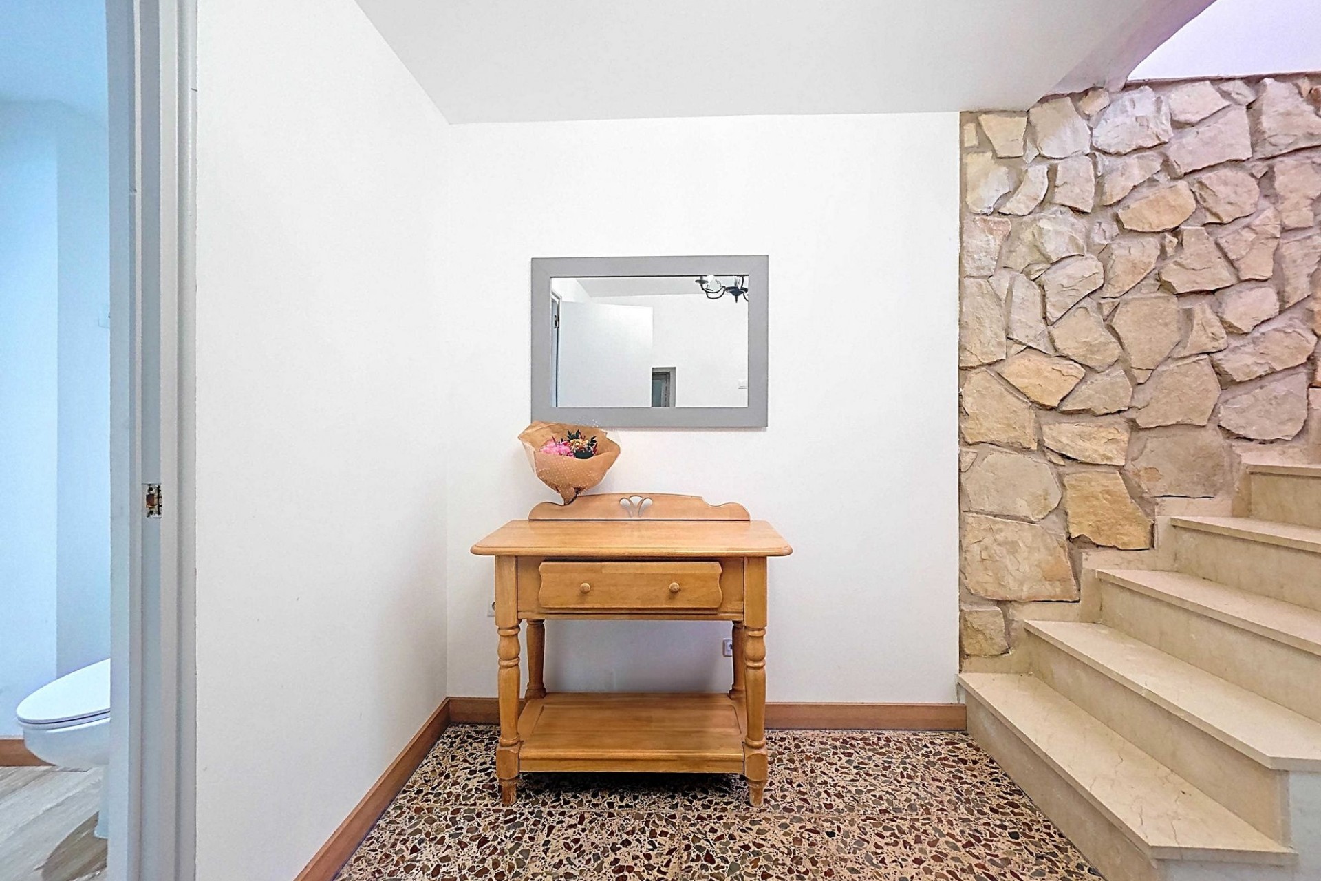 Herverkoop - Herenhuis -
Pinoso