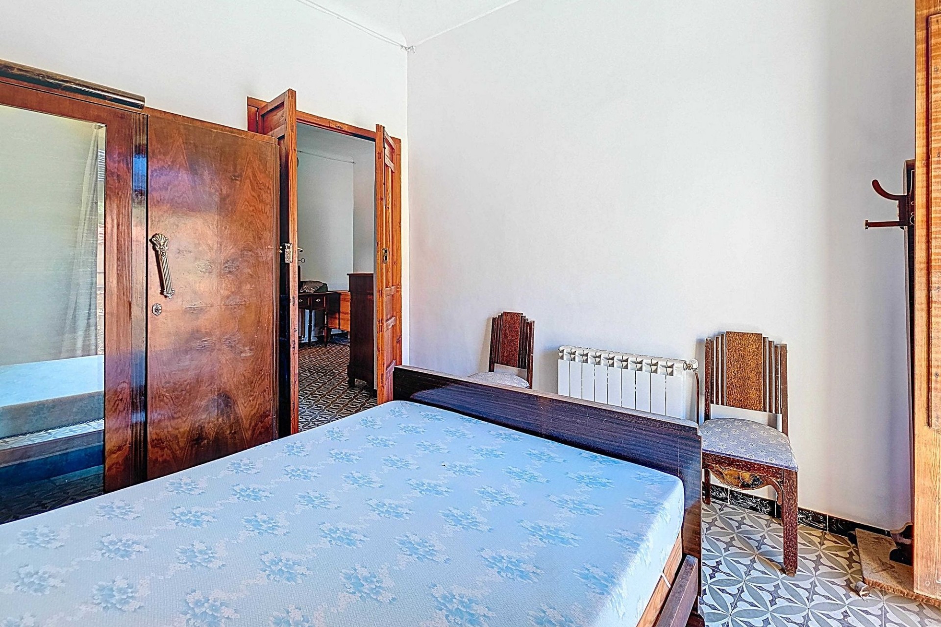 Herverkoop - Herenhuis -
Pinoso