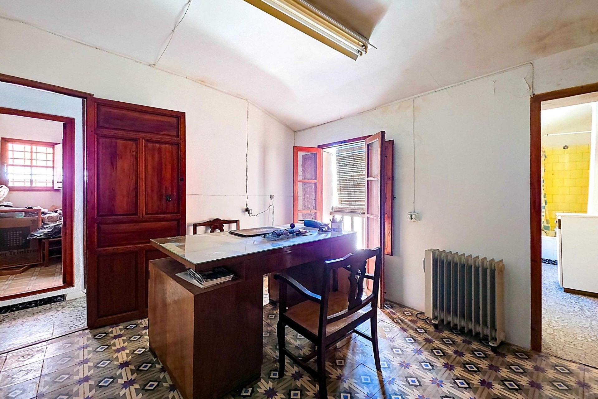 Herverkoop - Herenhuis -
Pinoso