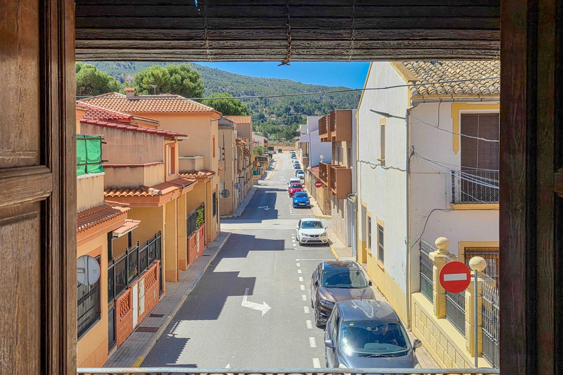 Herverkoop - Herenhuis -
Pinoso