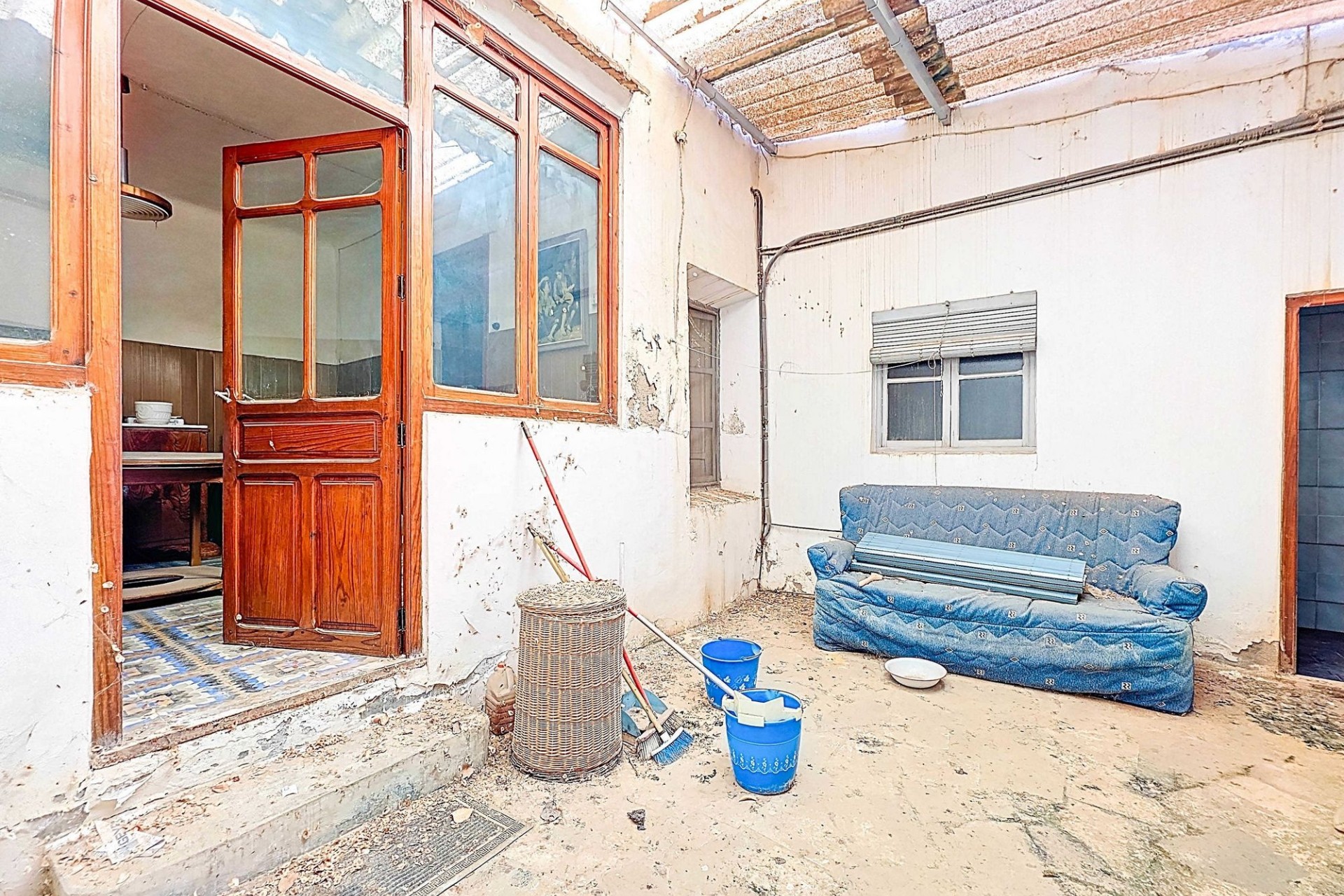 Herverkoop - Herenhuis -
Pinoso